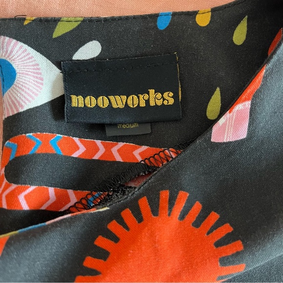 Nooworks Magic Mod Shift Lisa Congdon M 100% Rayon EUC - Picture 3 of 6